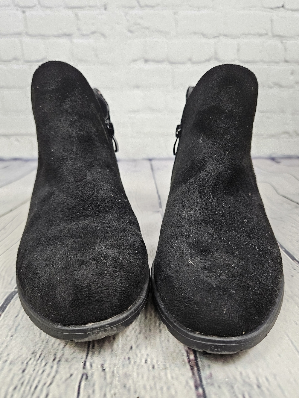 VANGELO | side zip faux suede leather embroidered heeled ankle boot - Picture 3 of 9